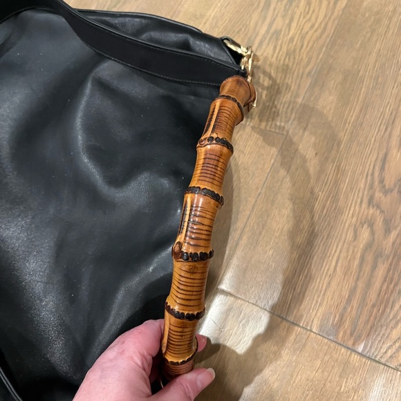 Gucci Two-Way Shoulder Bag in Black Leather with Bamboo Handle - Picture 12 of 12